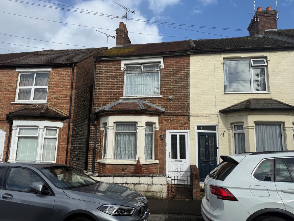 Lot: 87 - END-TERRACE HOUSE FOR REFURBISHMENT - Front of property